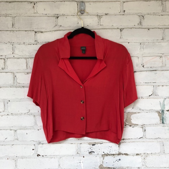 Cropped Coral Button Up - Picture 1 of 4